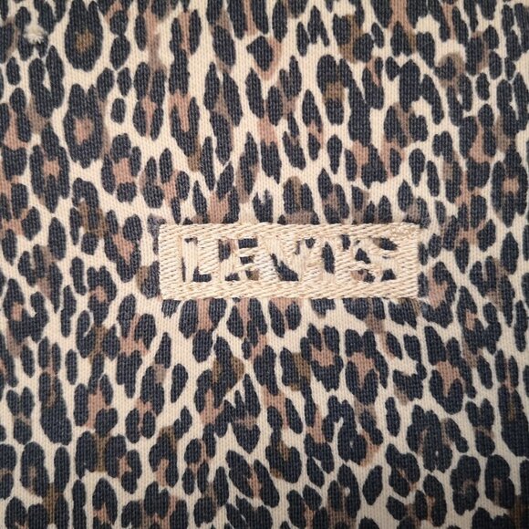 Levi's Ladies Size Small Animal Print with Beige Accents Loose Fit Hoodie - Picture 4 of 13